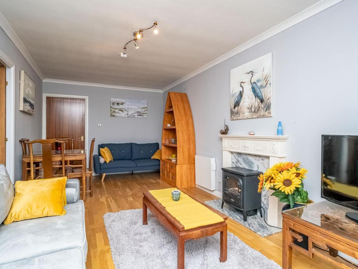 Apartament Pass The Keys Stunning Flat With Sea View And Parking Edynburg Zewnętrze zdjęcie